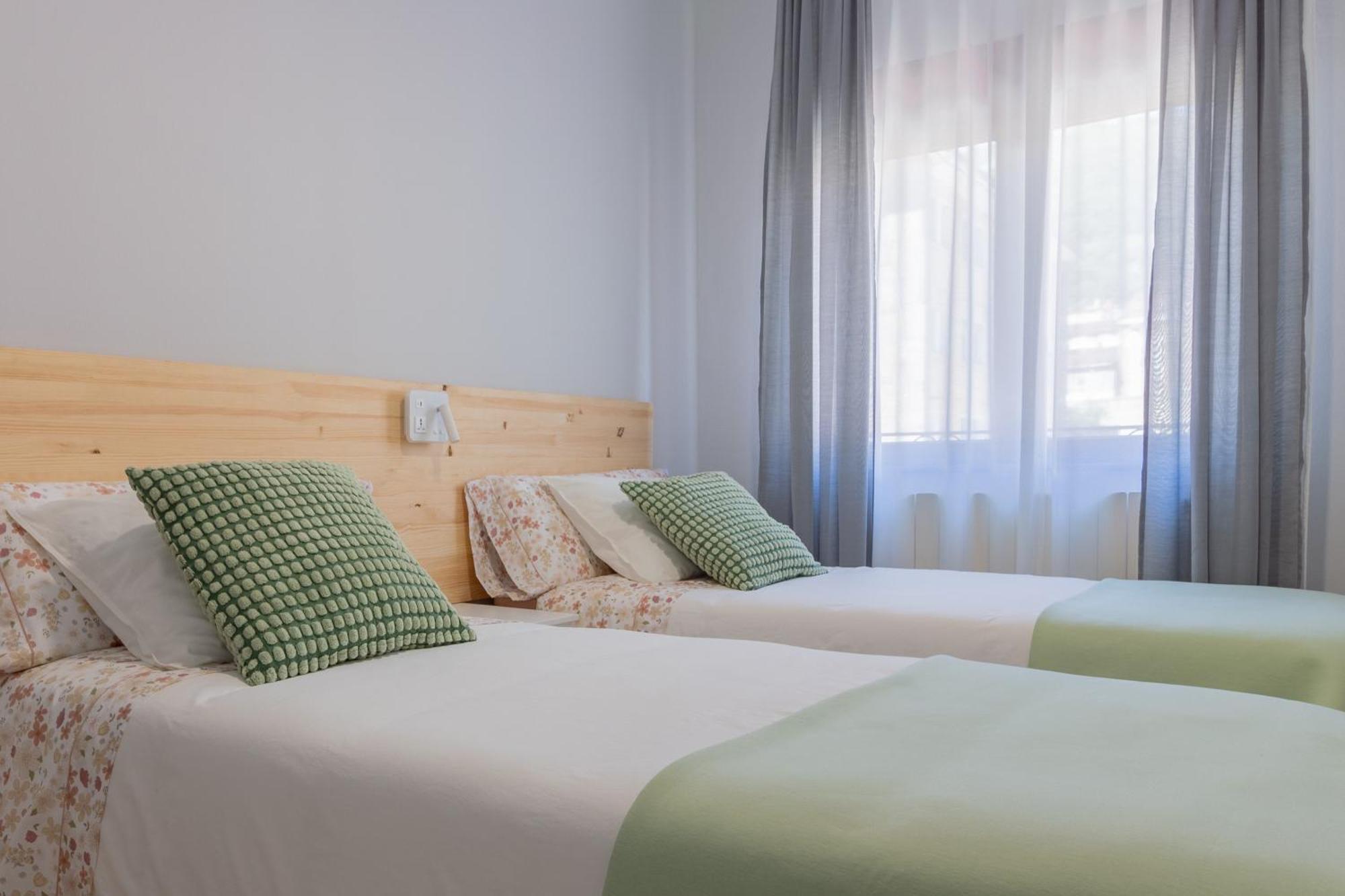 Ah Apartamento Urban Lena Vut6048As Pola de Lena Dış mekan fotoğraf